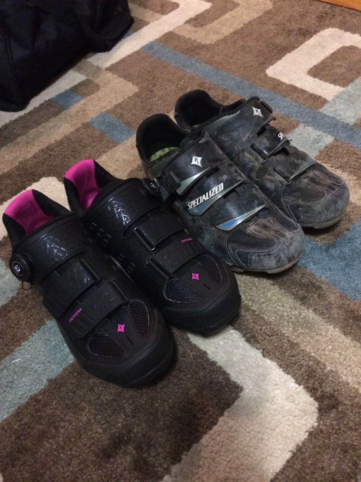 Comparison to the 2008-2013 style of Motodivas