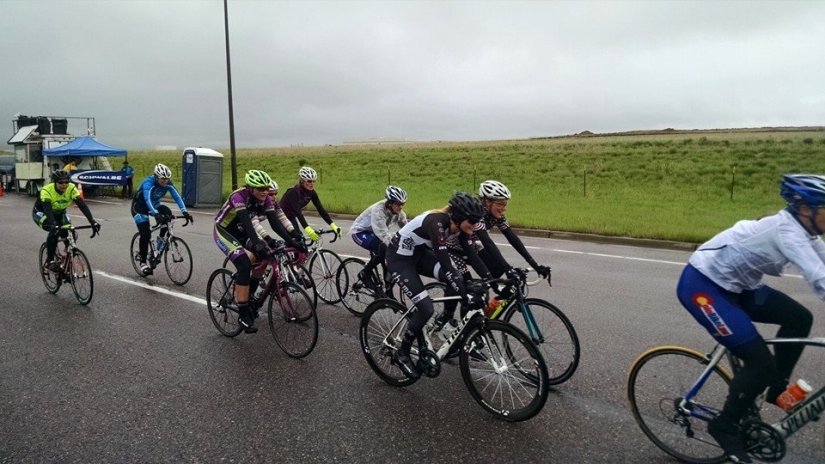 Coming through on one of the nine laps (Photo by Jenifer Woods)